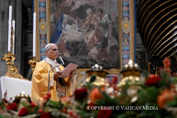 Bài Giảng Lễ Đêm Giáng Sinh 2025: Hài Nhi Giêsu Soi Sáng Đêm Tối Của Chúng Ta Bằng Ơn Cứu Độ Của Người